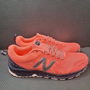 Womens Sz 8.5 Pink New Balance FuelCore Nitrel V1